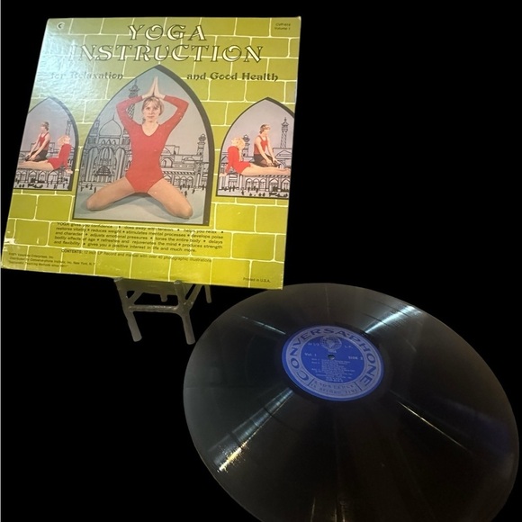 Yoga Instruction LP for Relaxation and Good Health (1971) w Illustrated Manual - Picture 5 of 6